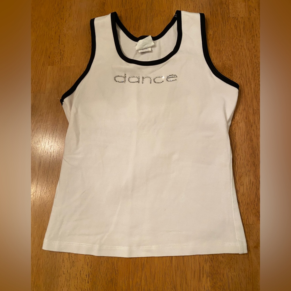 Yipes Medium White/Black Athletic stop